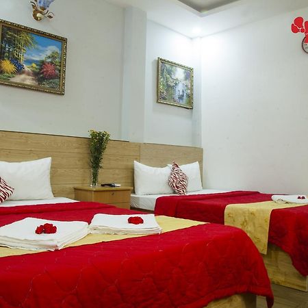 Koniko Hotel Хошимин Екстериор снимка