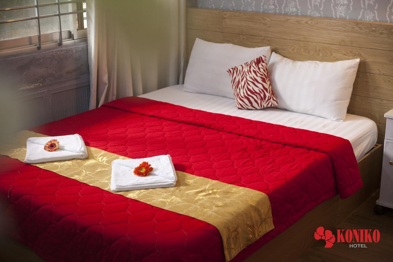 Koniko Hotel Хошимин Екстериор снимка