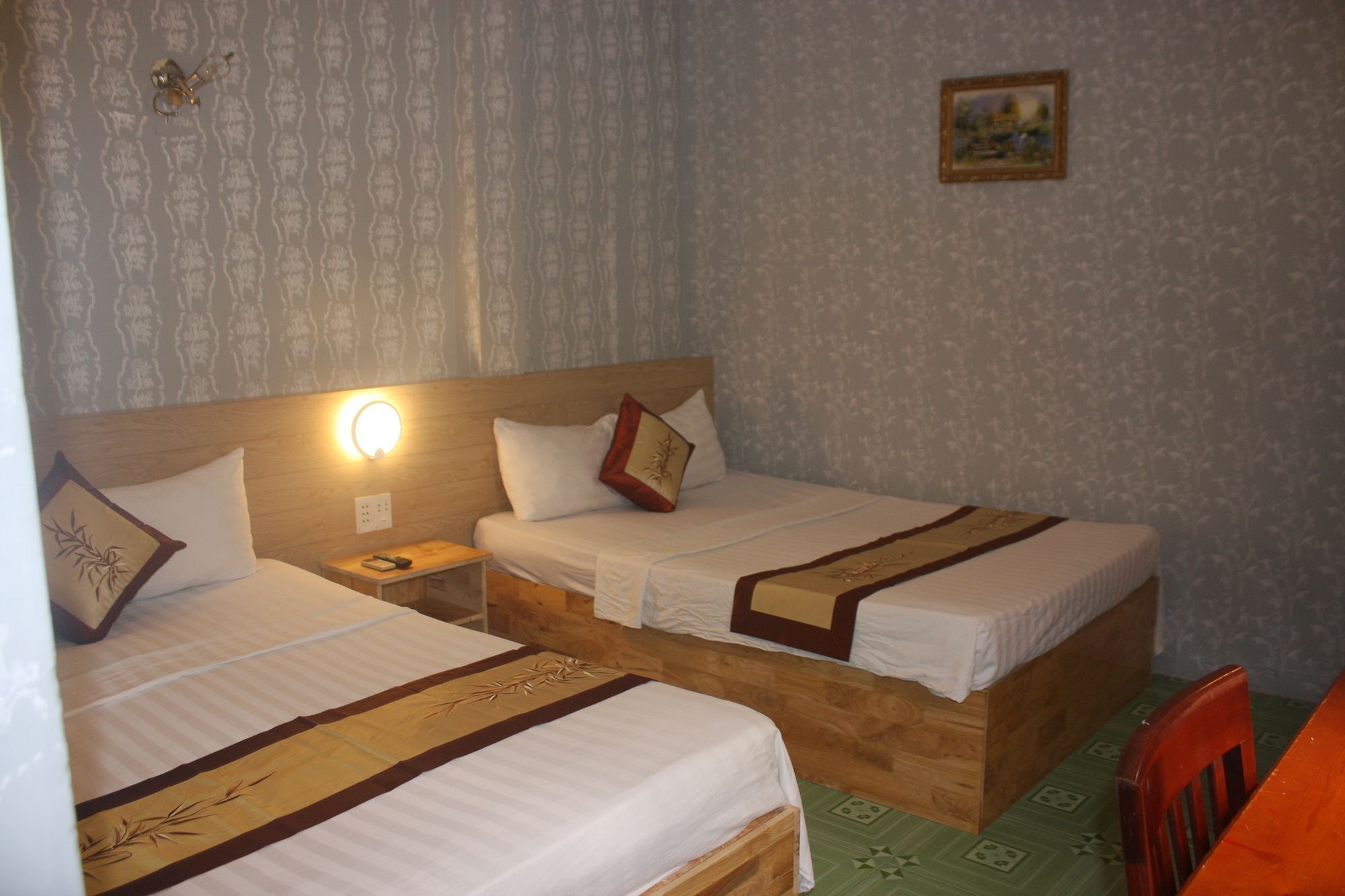 Koniko Hotel Хошимин Екстериор снимка