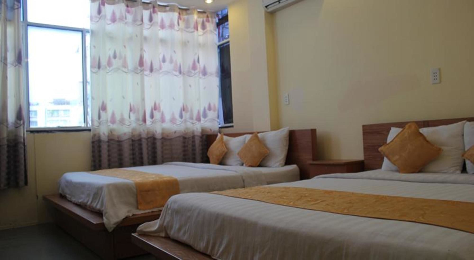 Koniko Hotel Хошимин Екстериор снимка