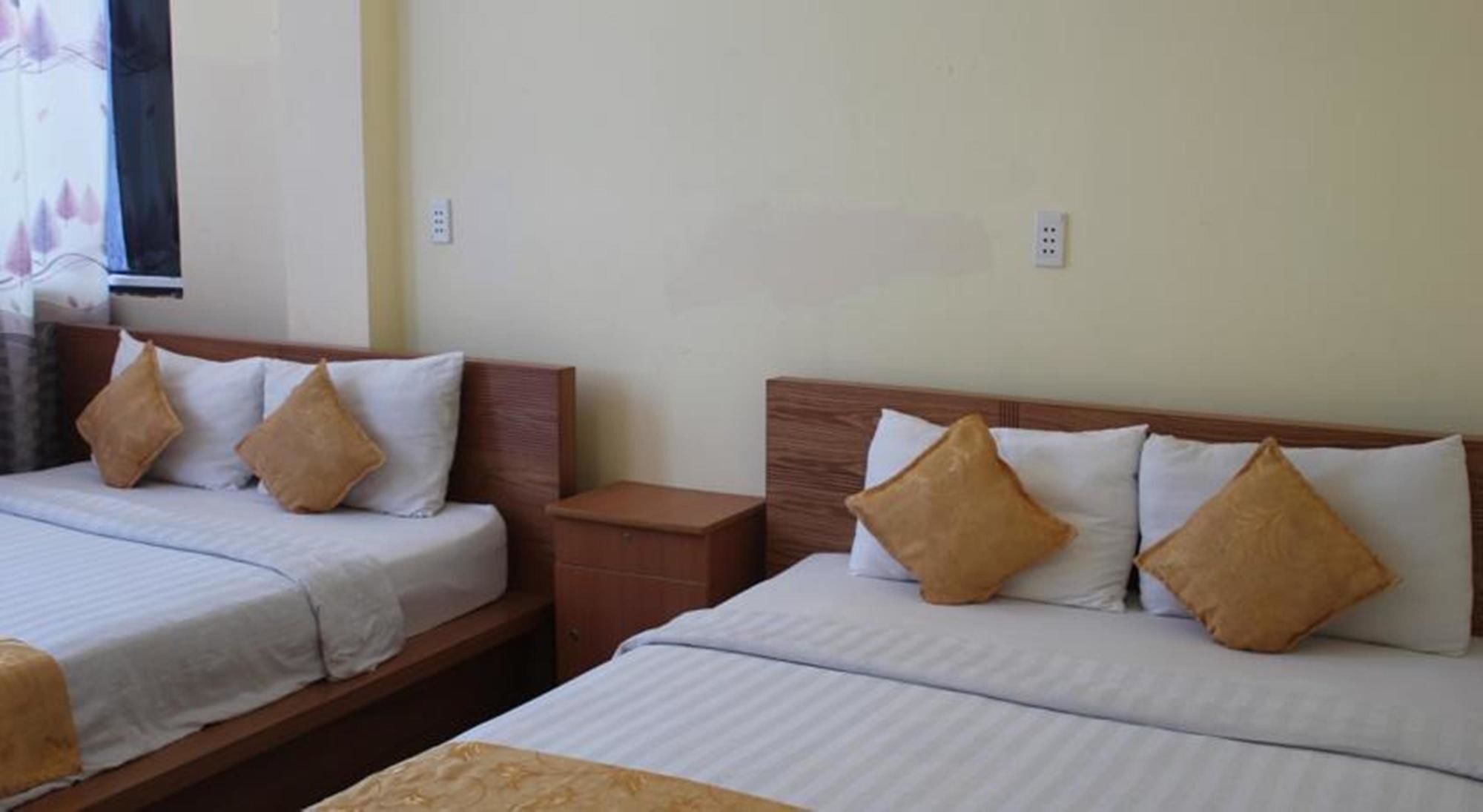 Koniko Hotel Хошимин Екстериор снимка