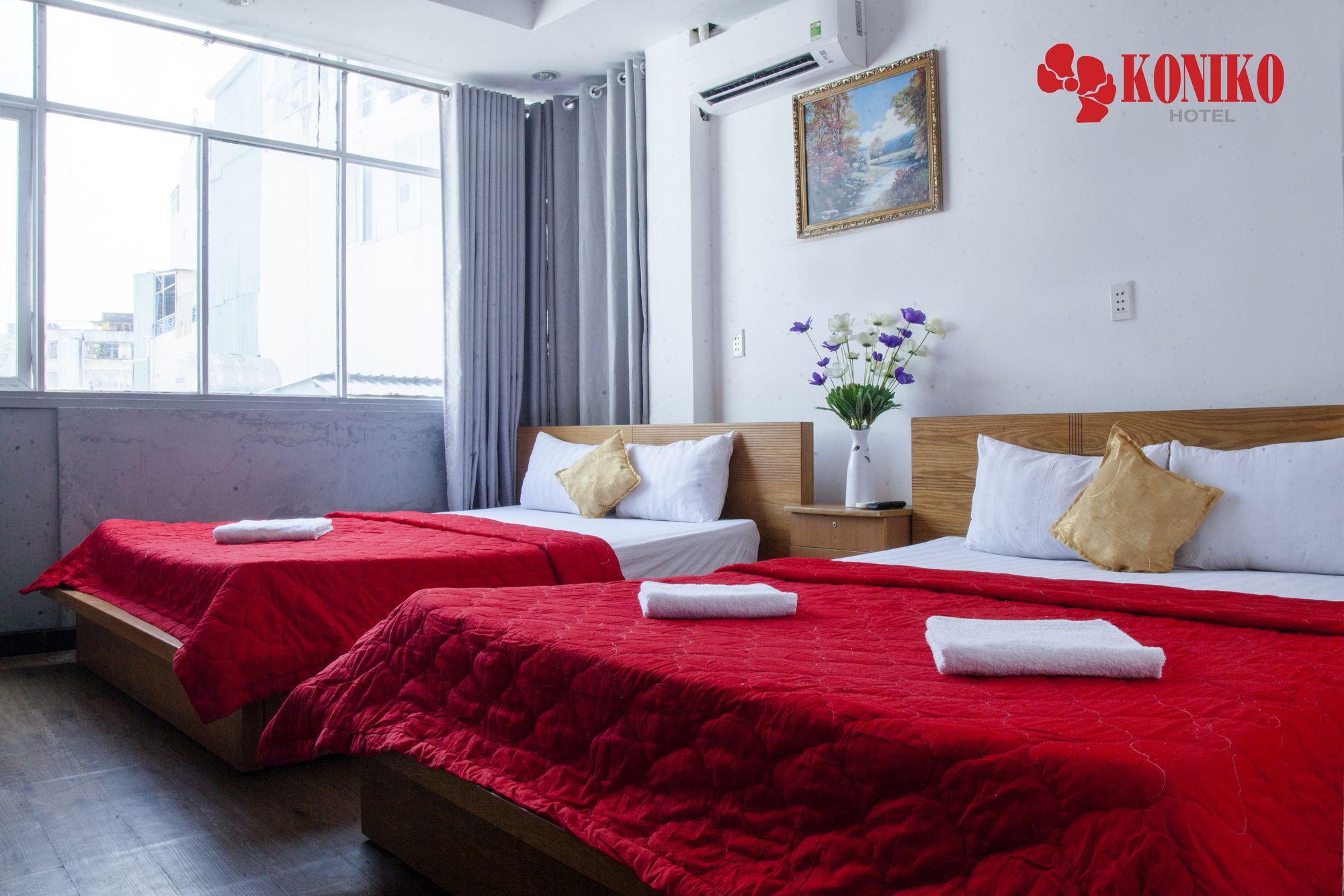 Koniko Hotel Хошимин Екстериор снимка