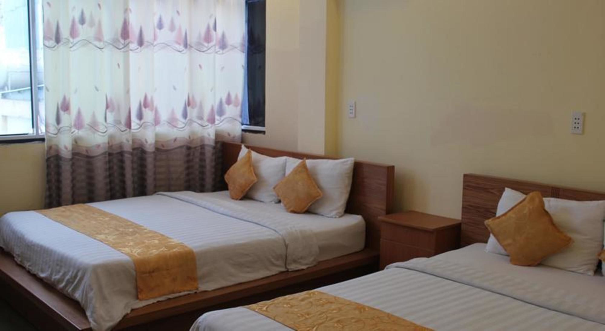 Koniko Hotel Хошимин Екстериор снимка