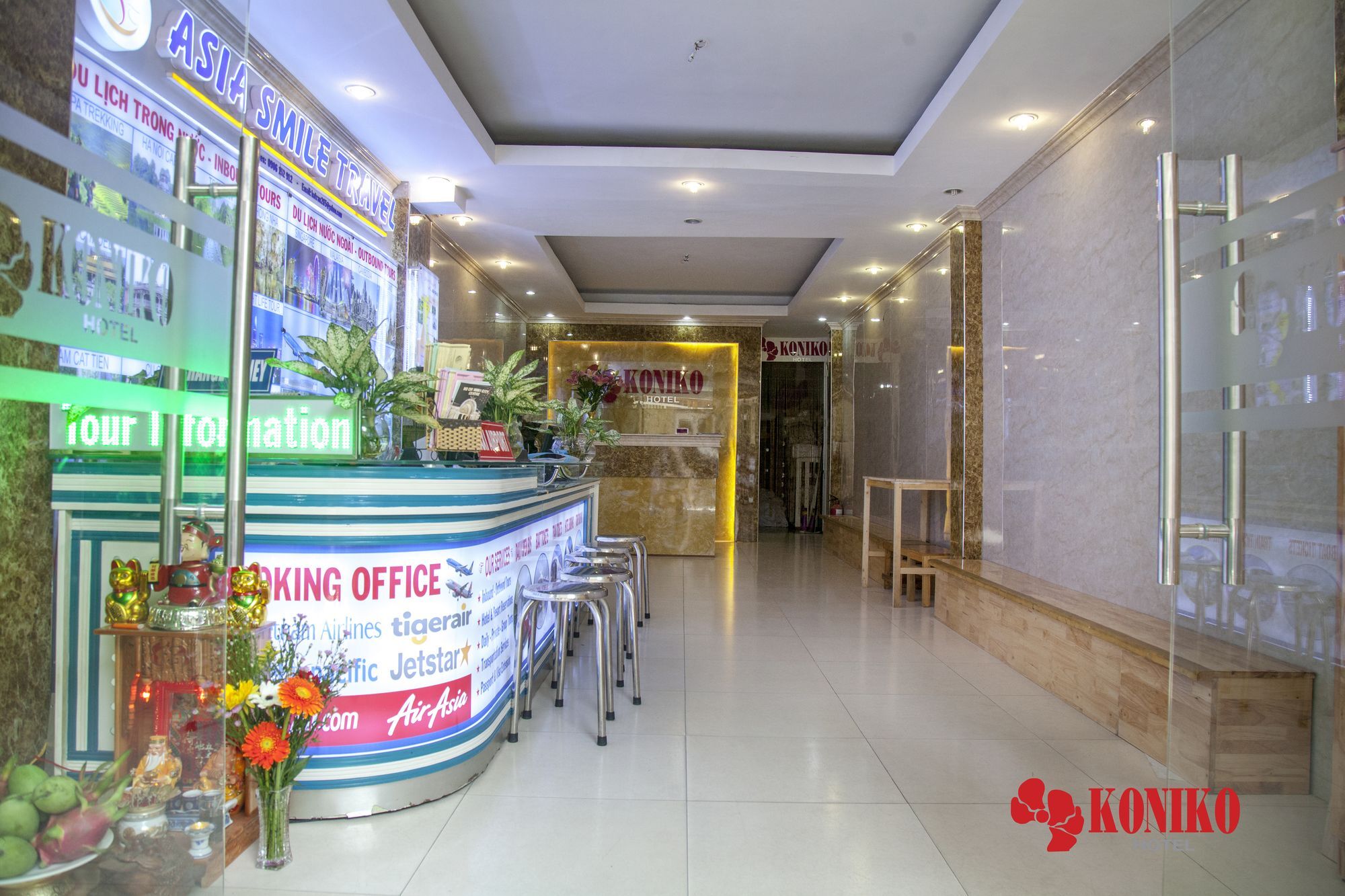Koniko Hotel Хошимин Екстериор снимка